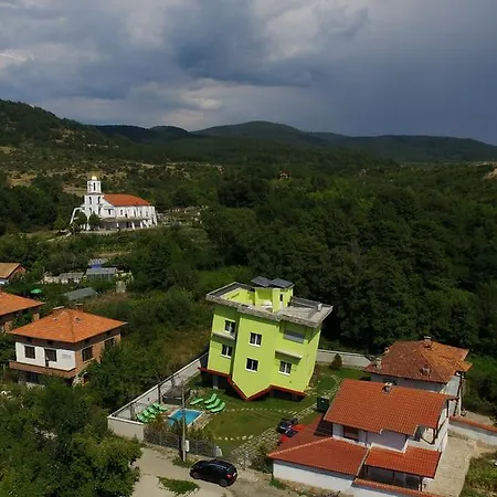 Πανσιόν Obyrnatata Kyshta *